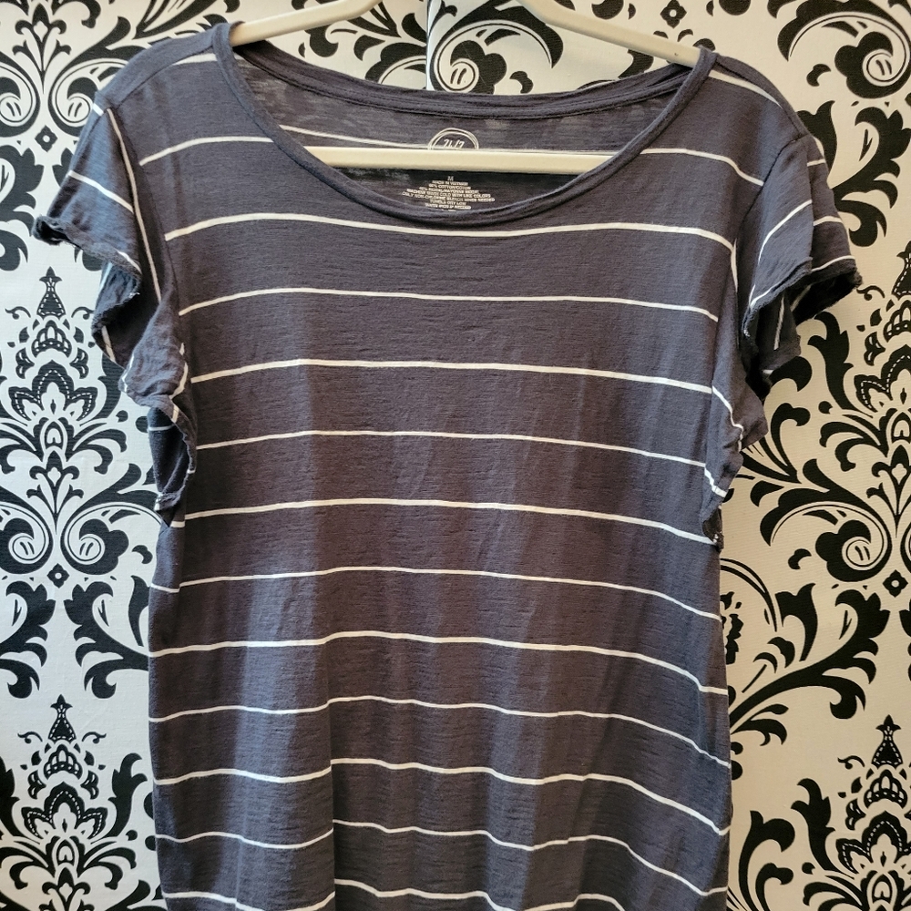 Maurices Ruffle sleeve Tshirt
